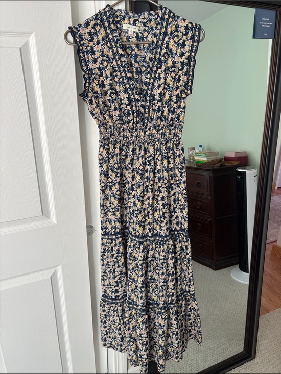 Max Studio Dresses & Skirts - Max Studio Navy Floral Smocked Waist Maxi Dress